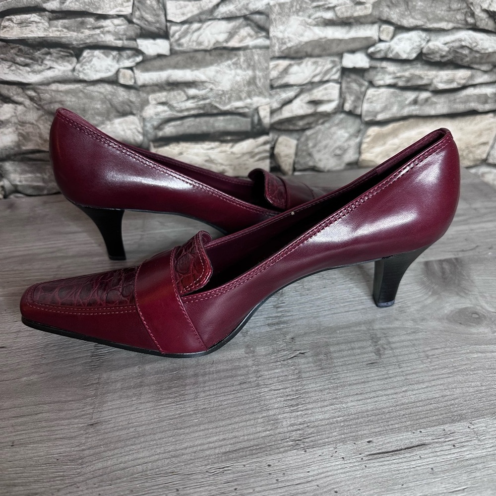 Y2K Jennifer Moore Women's Red Leather Loafers - Picture 3 of 7
